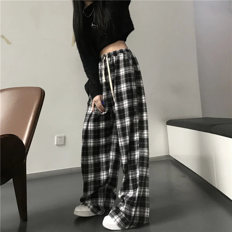 Oversize Plaid Pants